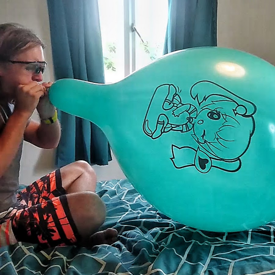 Катрин галеева looner. Balloon pop blow to pop. Pop giant balloon. Looner balloon. Giant balloon sit pop looner.