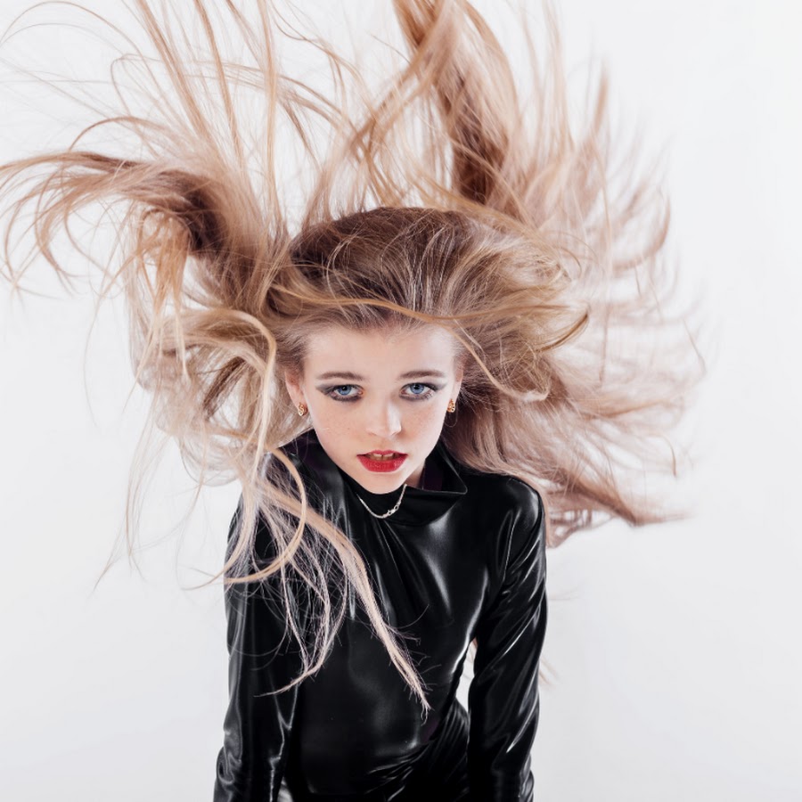 Nadya nyk. Nadya_nike_. Надюник крошит. Nadia bartel. Nadia nyk.