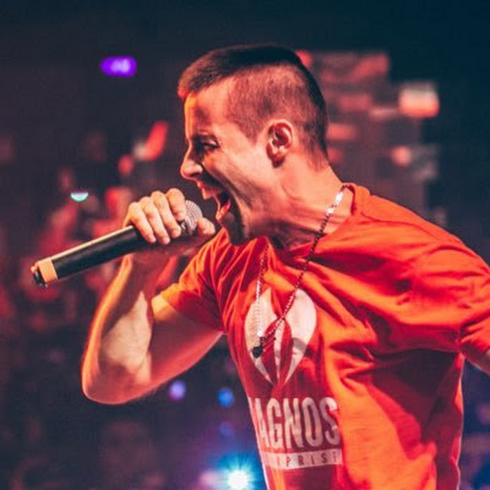 Santaflow Net Worth & Earnings (2025)