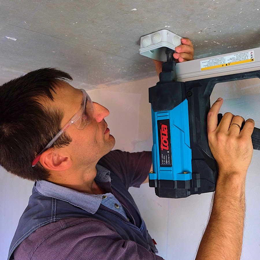 Насосная станция dab e. Коммутационный шкаф krauler 15. Обжимка розетки rj45 cat 5e. Отделка короба камина. Обжим розетки rj-45 legrand.