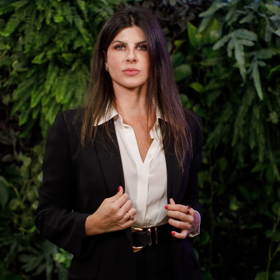 Renata Barreto - YouTube