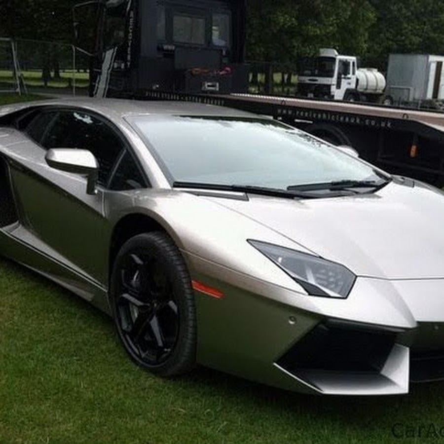 Lamborghini Брюса Уэйна