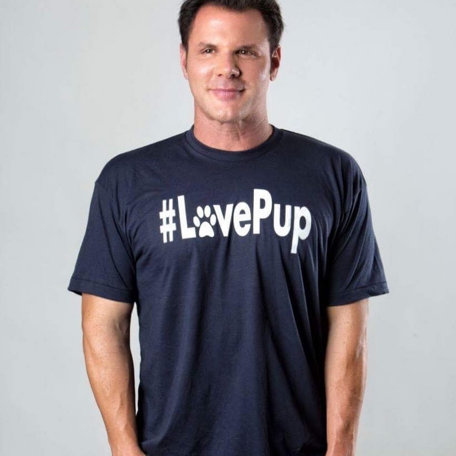 JOHNJAY VAN ES YouTube