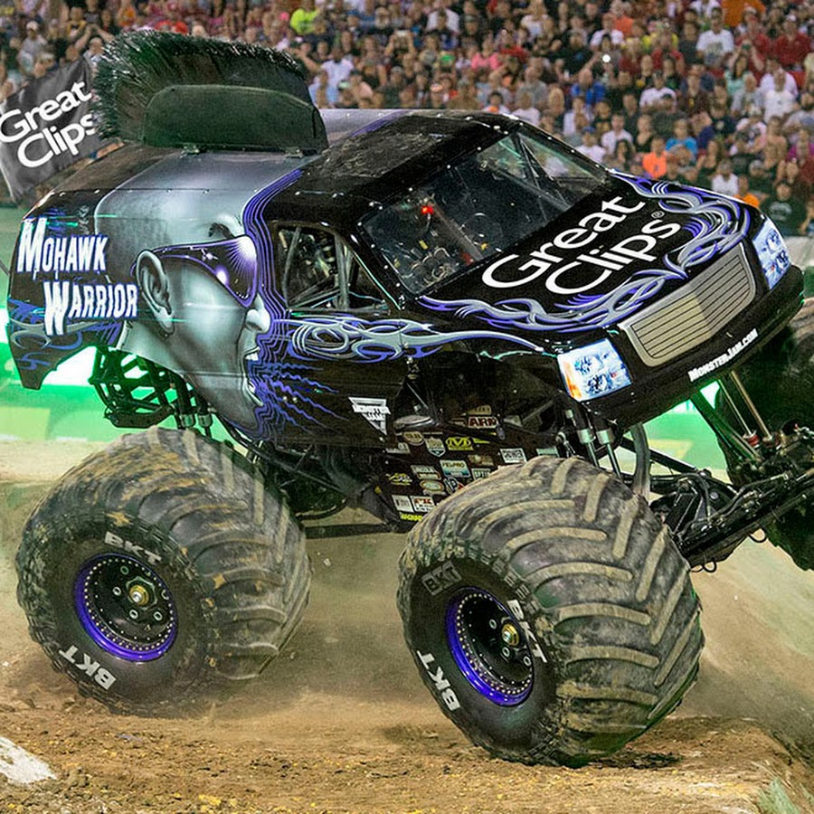 Monster Jam digger - YouTube