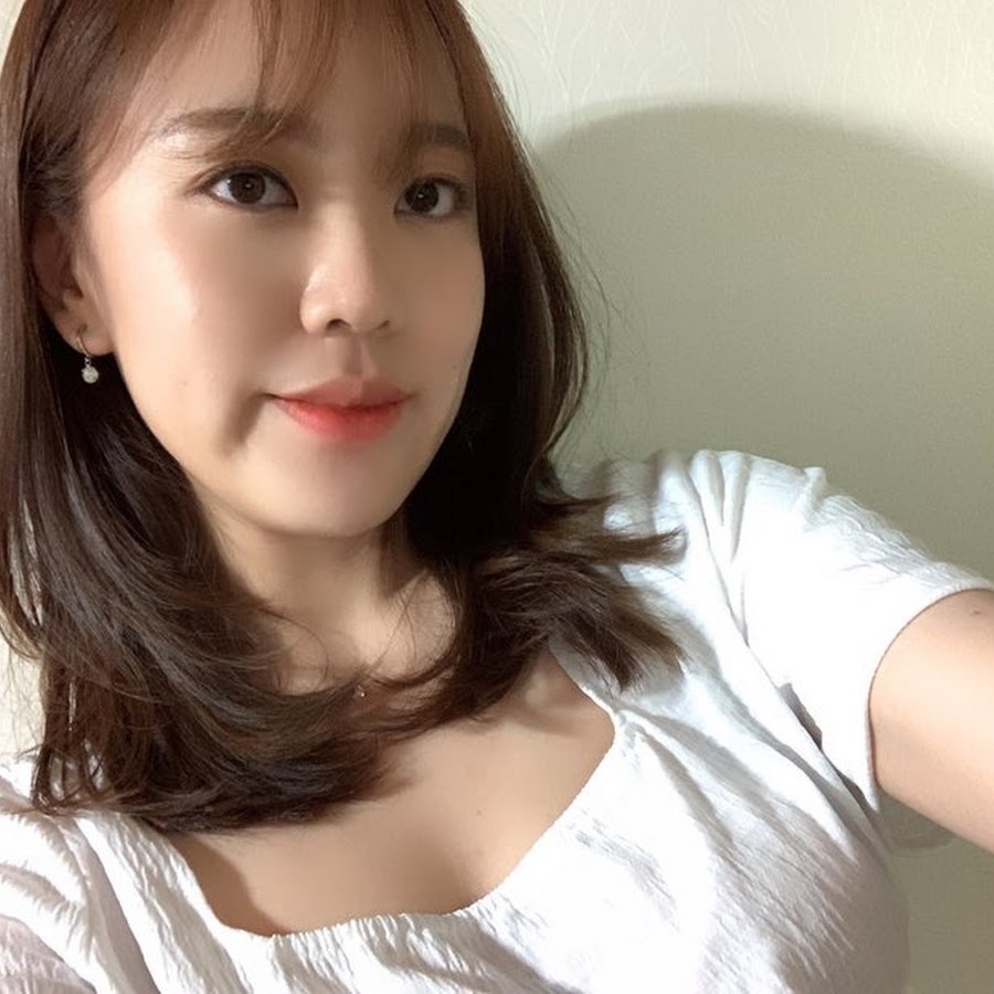 Jihyun Lee 낭만다락방 - YouTube