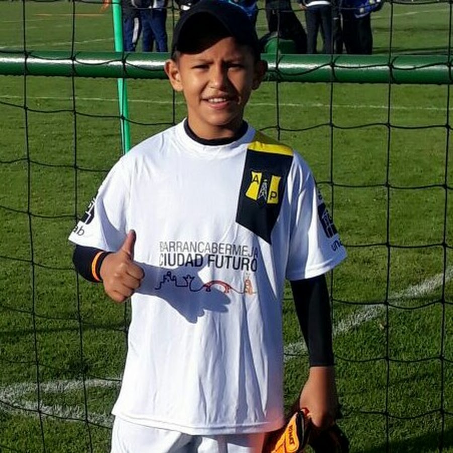 Alexis Tejada Remedios Y Algo Mas