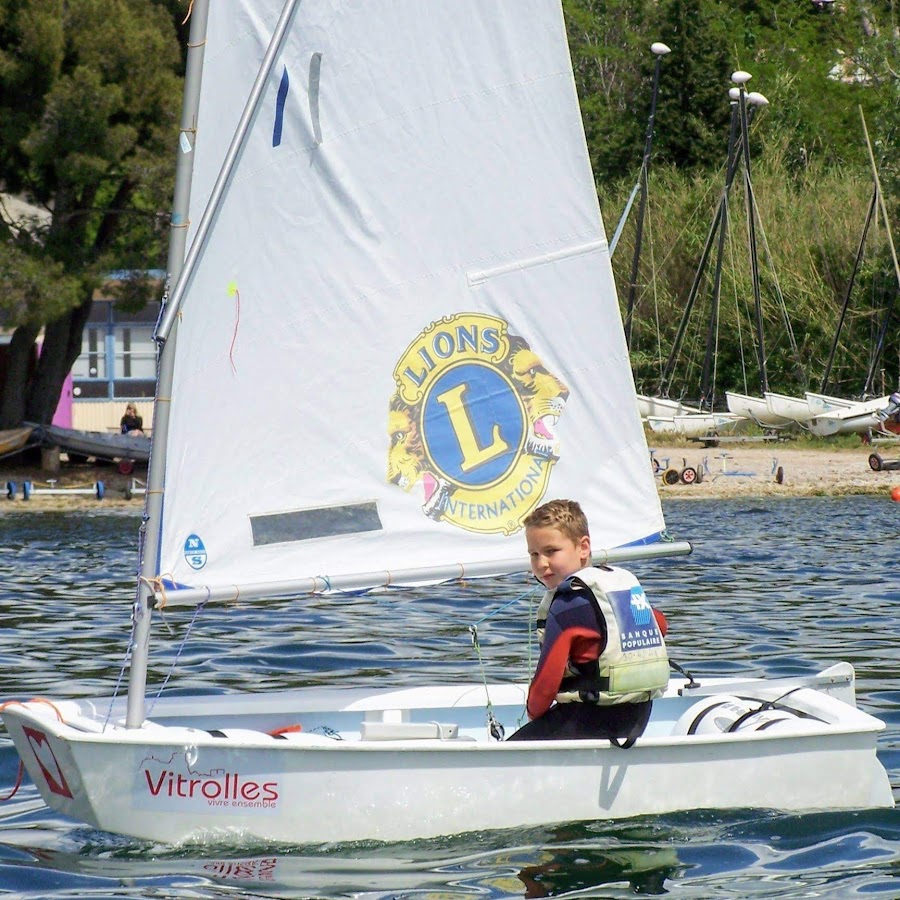 Club de Voile VITROLLES - YouTube