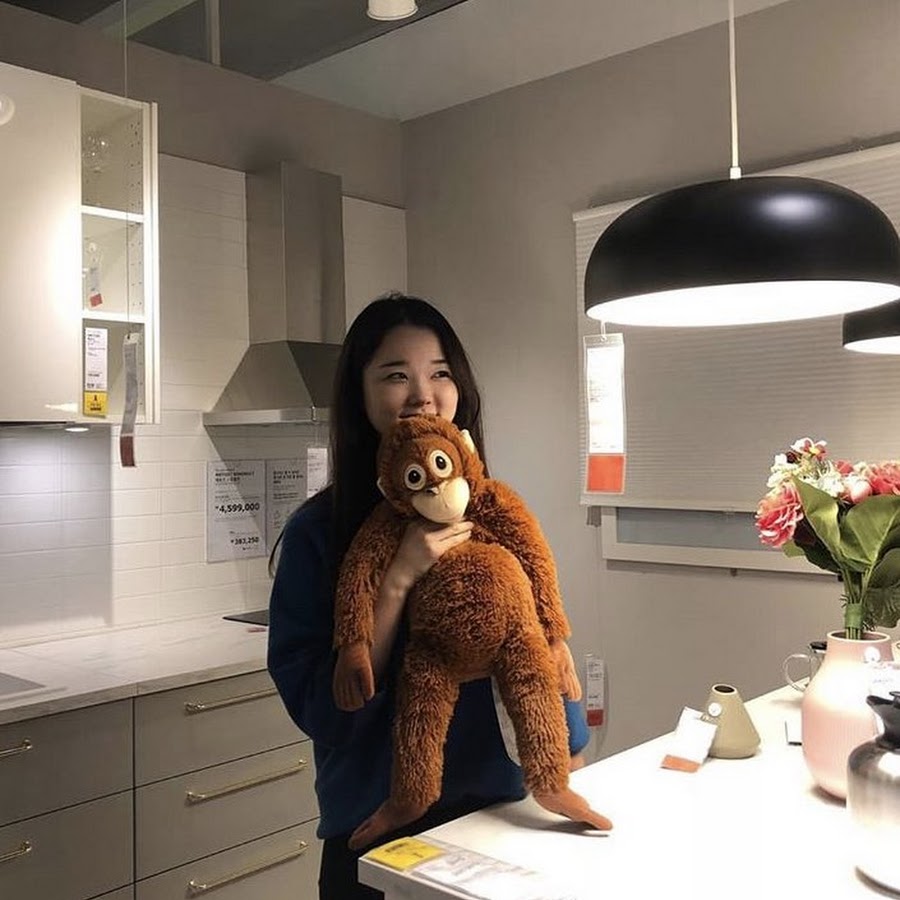 몰라molla - YouTube