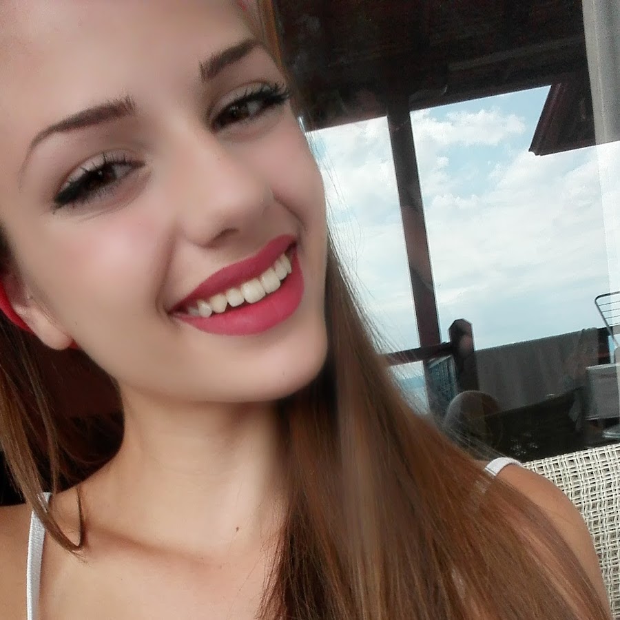 stella kiose - YouTube
