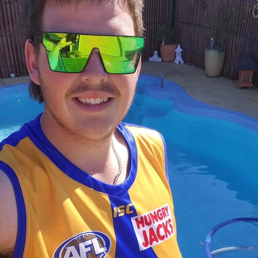 Jack Williamson - YouTube