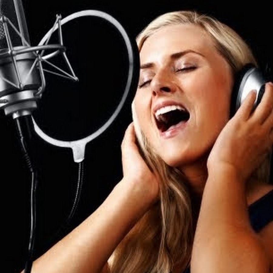 Песня вечерочек вечерок а рядом. Анимированная гармонь. Кот с микрофоном. Эх как поет. Гармошка анимация.