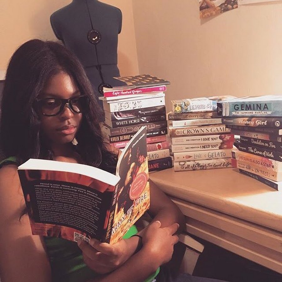 JHeart LovesBooks - YouTube