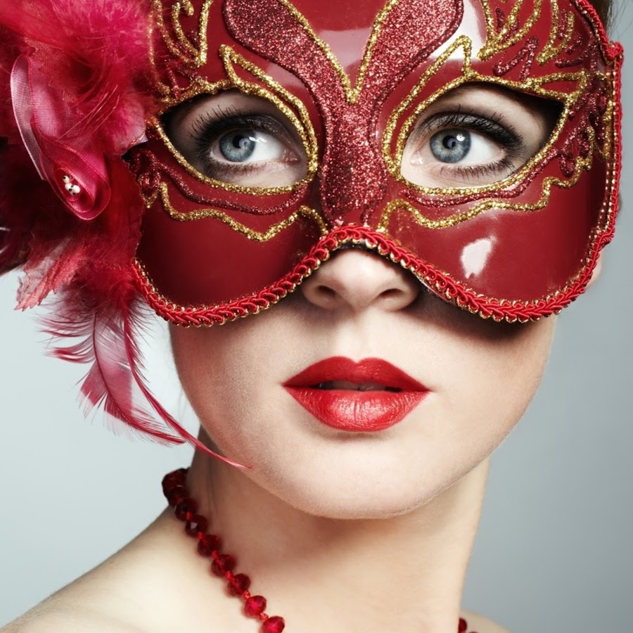 Карнавальная маска лицо. Маскарад ютуб. Новогодний маскарад. Театральная маска арт фэнтези. Фэнтези костюм с масками театральными.