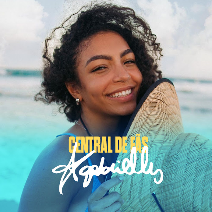 Central de Fãs Any Gabrielly Net Worth & Earnings (2024)
