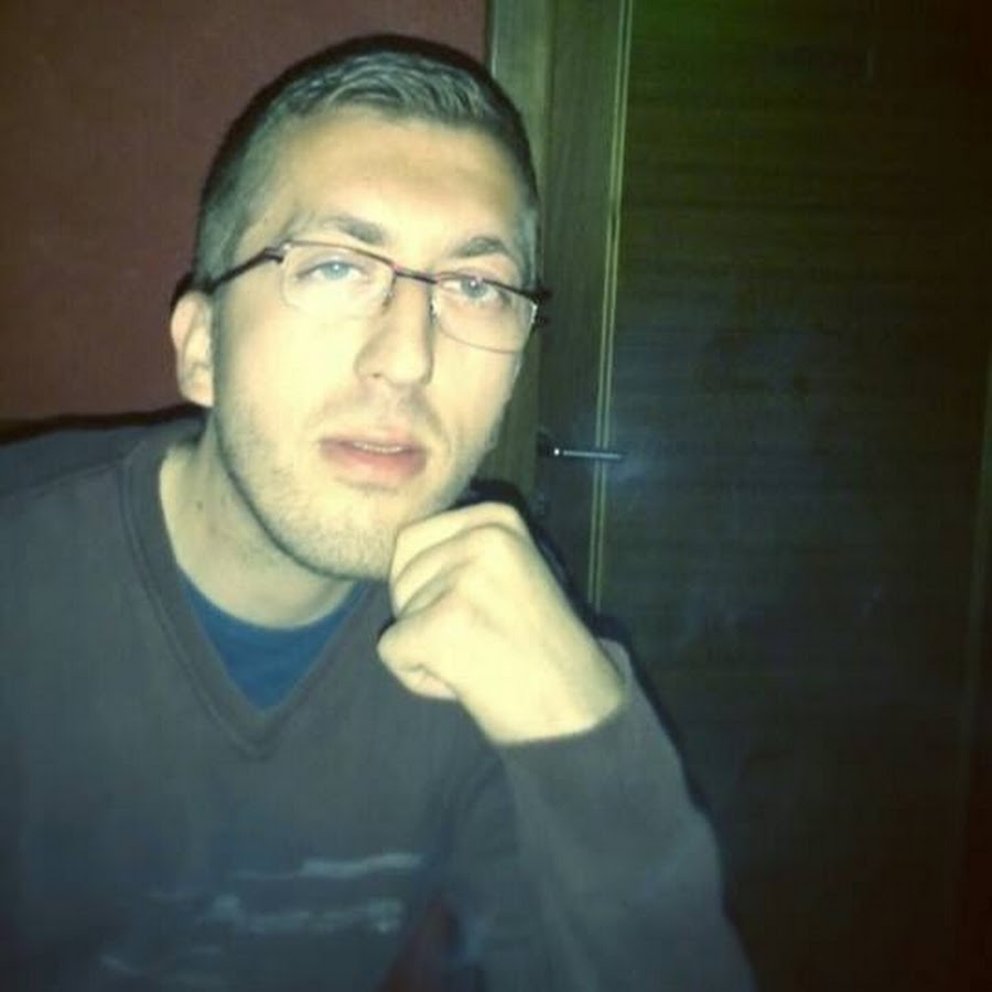 Adnan M. 