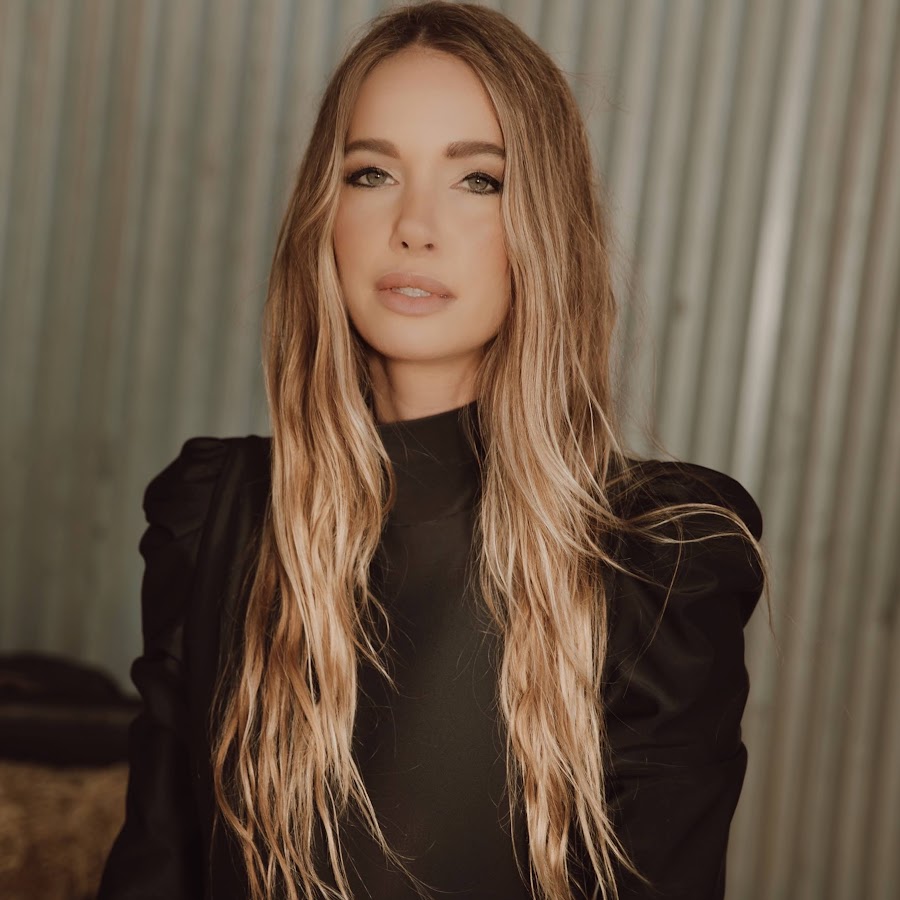 Paula Rallis - YouTube