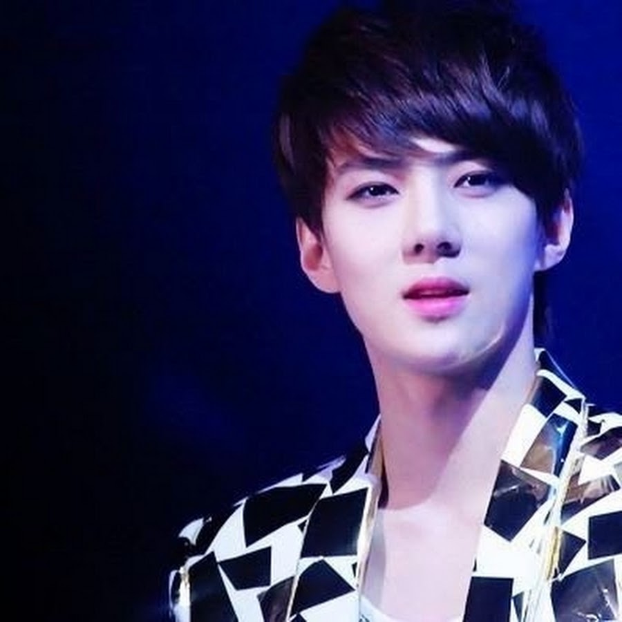 Джей парк jyp. Chen y j. Пак чин ён jyp в молодости. Chen y j. Джуп оппа.