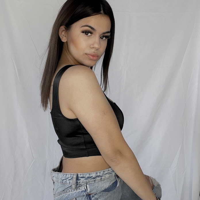 Yungsunshine Real Net Worth & Earnings (2026)