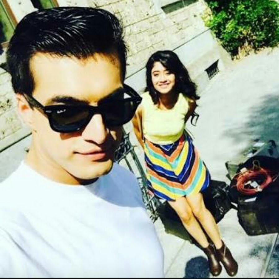 Mohsin & Shivangi love couple - YouTube