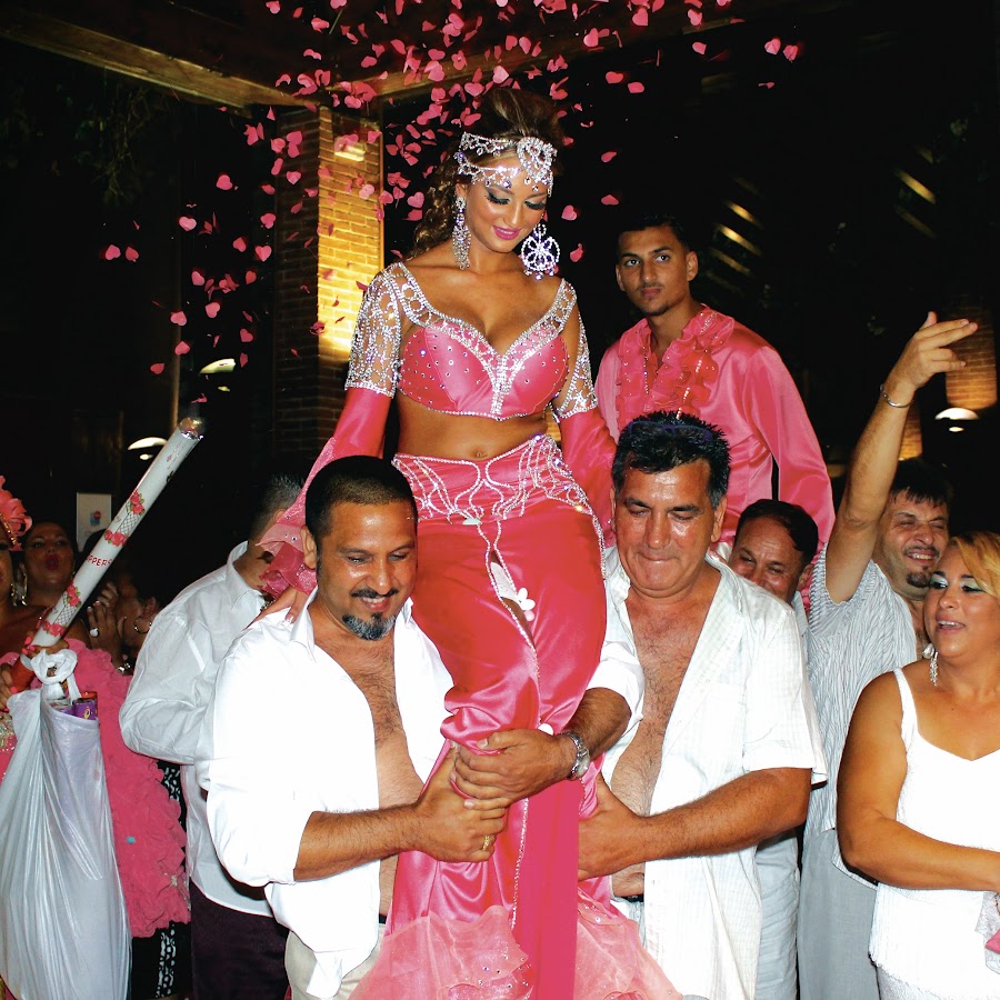 BODAS GITANAS ENYSA - YouTube