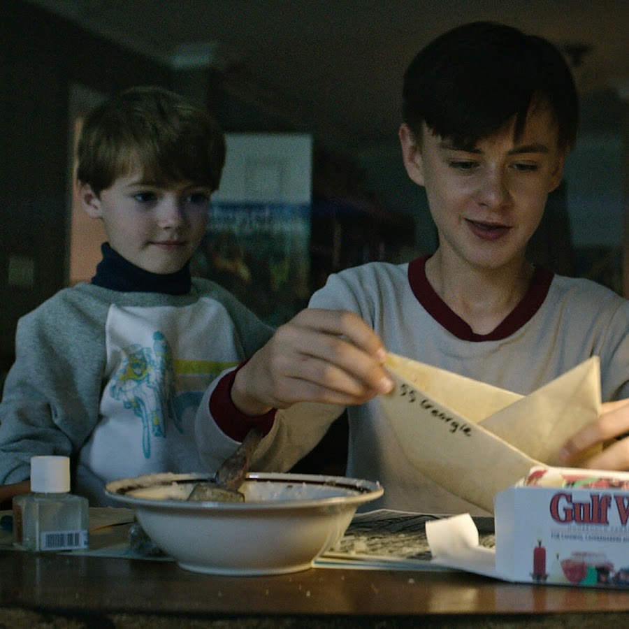 Alexis Leonard - YouTube