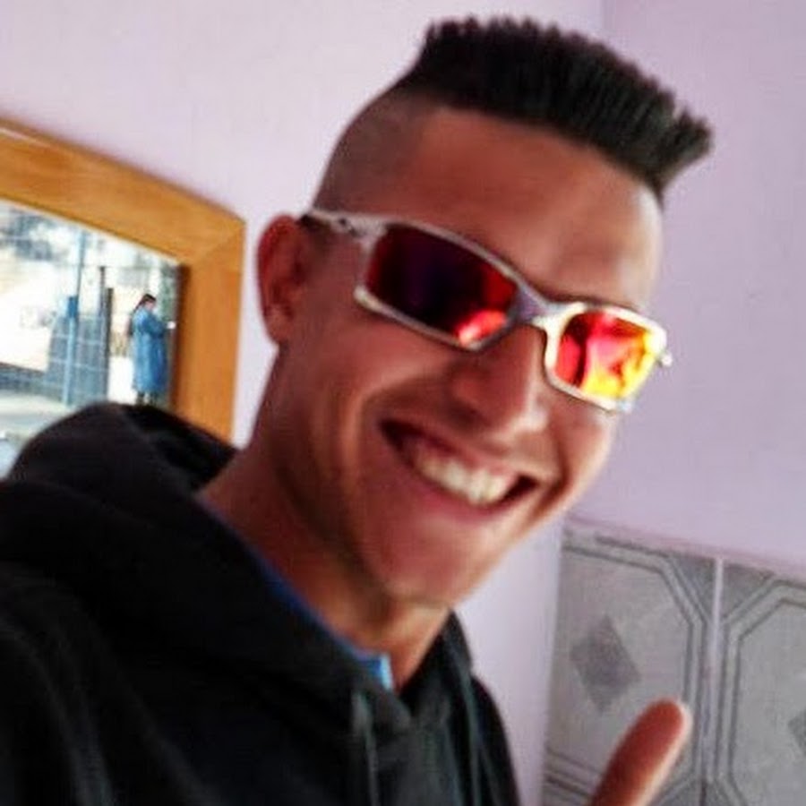 Danilo Santos - YouTube