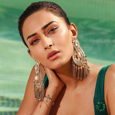 Erica Fernandez एरिका फर्नांडीस