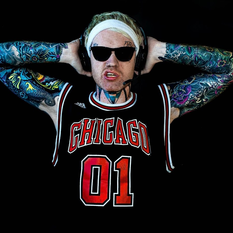 Tattooed Gamer - YouTube