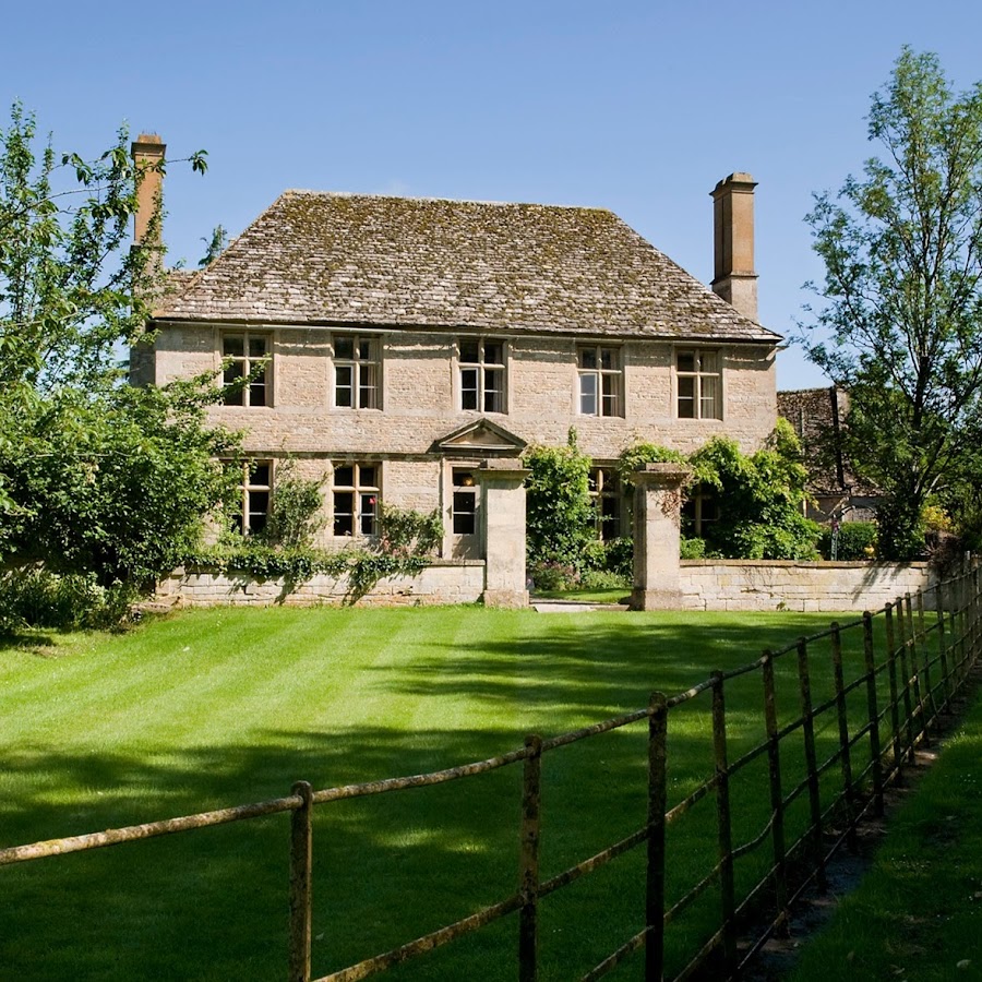 Manor Farm B&B - YouTube