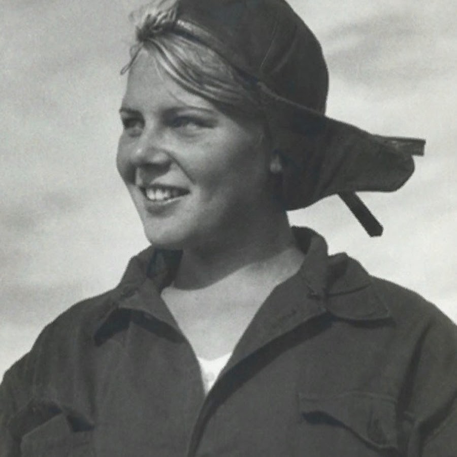 AATXAJzjUTzElYcX5HA1TRWY6PAlTSQmoxVAFksDEQ=s900-c-k-c0xffffffff-no-rj-mo