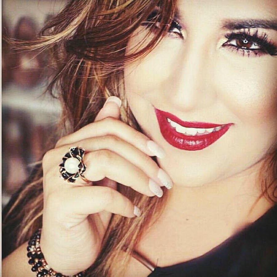 Lash Room Decor - YouTube