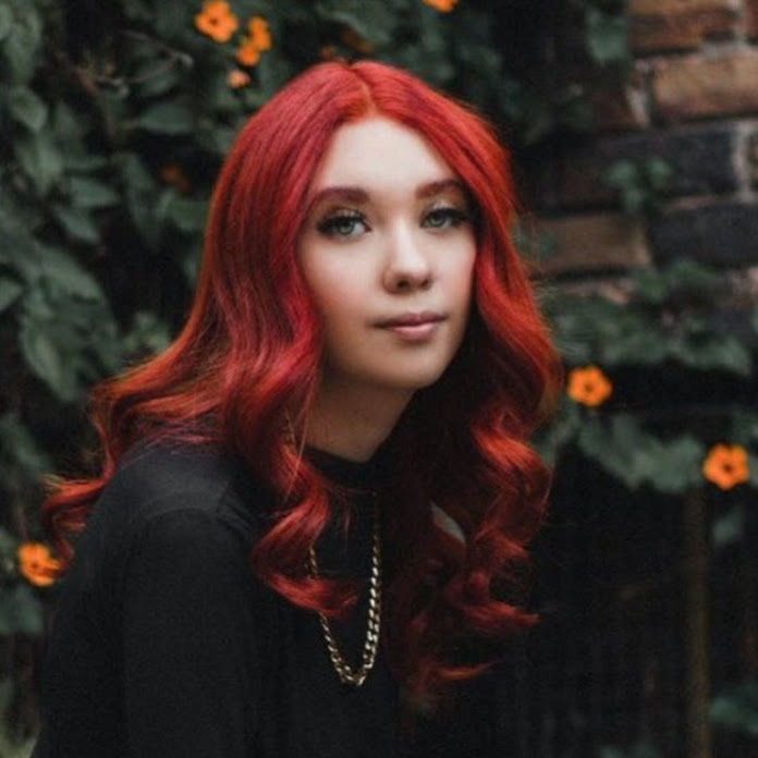 Amara Que Linda Net Worth & Earnings (2025)