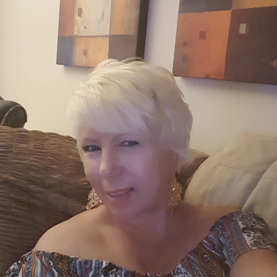 beauty and me - YouTube