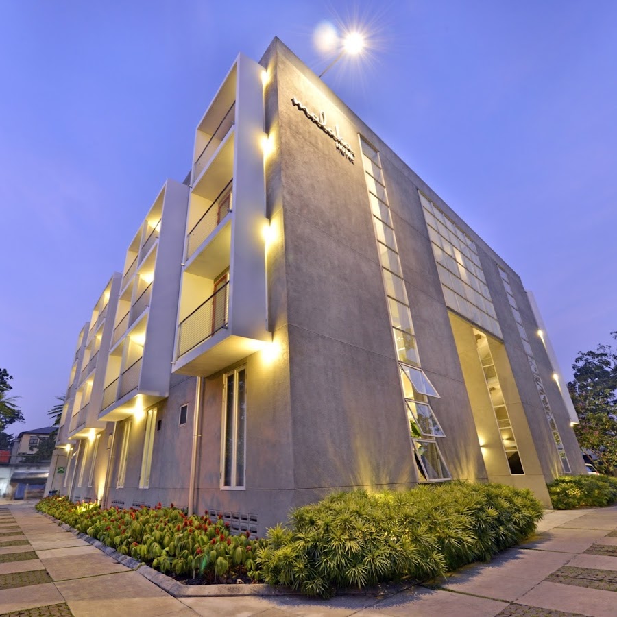 Malaka Hotel Bandung - YouTube
