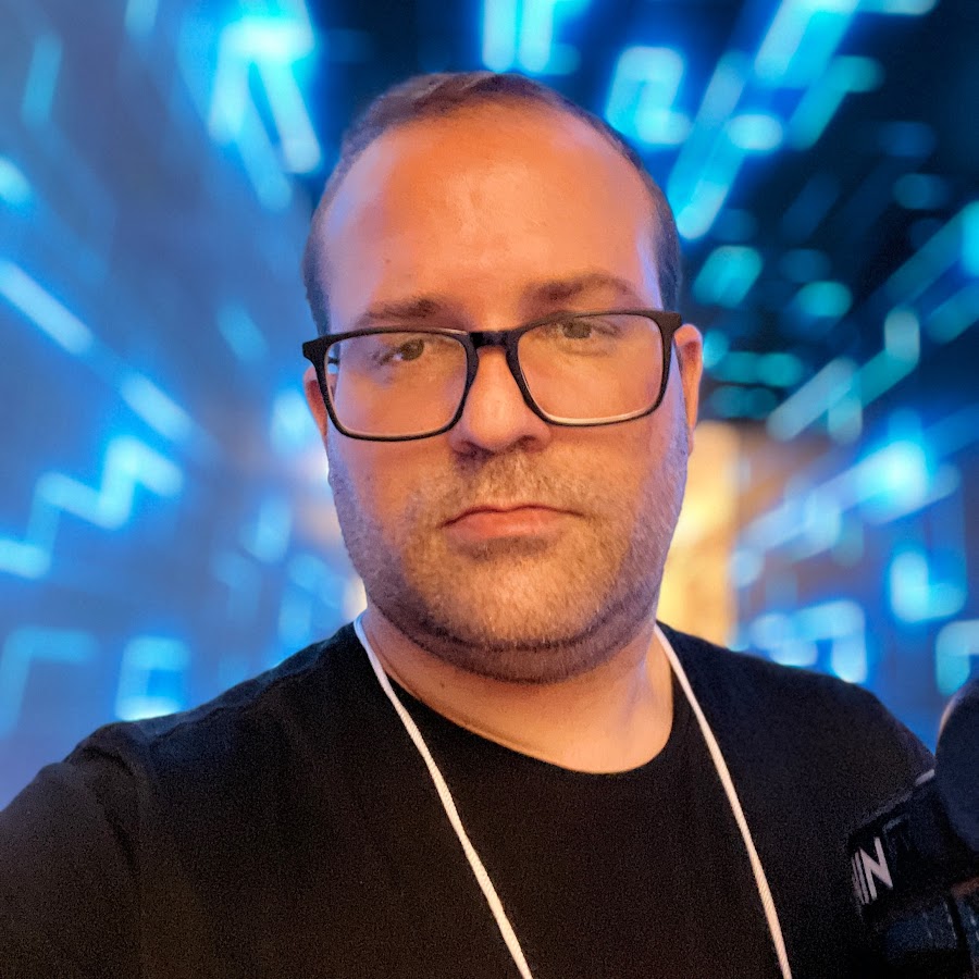 Fabio Vieira - YouTube