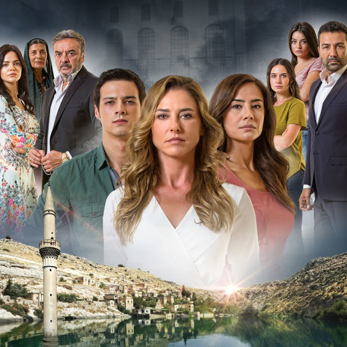 Rosa Negra Net Worth & Earnings (2026)