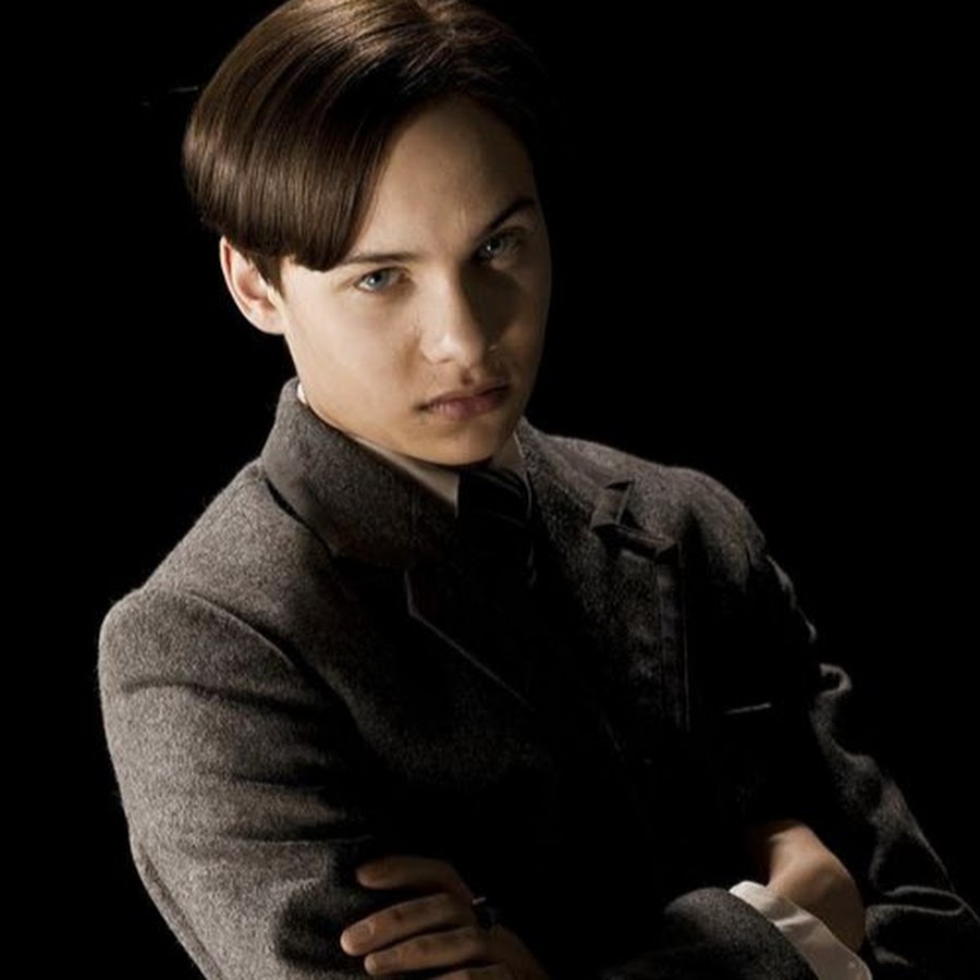 Where Did Tom Riddle Live