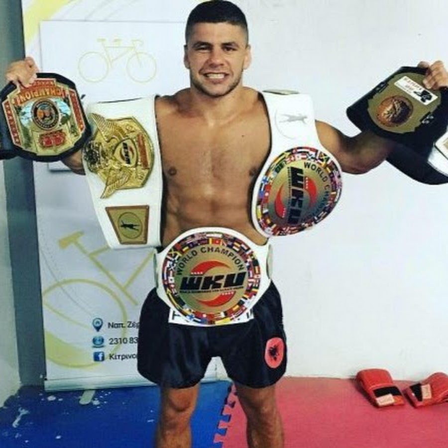 отчество князя гвидона. пояс чемпиона мира по боксу wbc. сет роллинс миссия. боксер перед боем. командное чемпионство wwe smackdown.