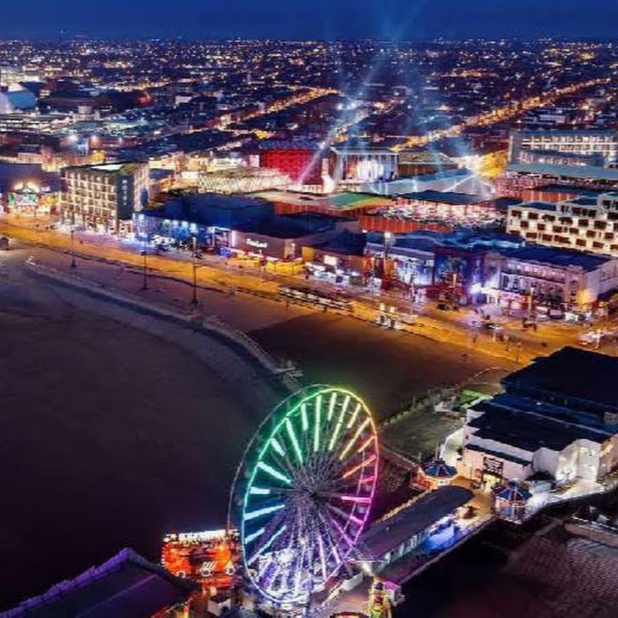 Helens crowd and loud - YouTube