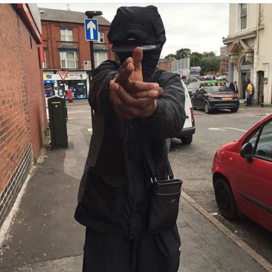 No face No case - YouTube