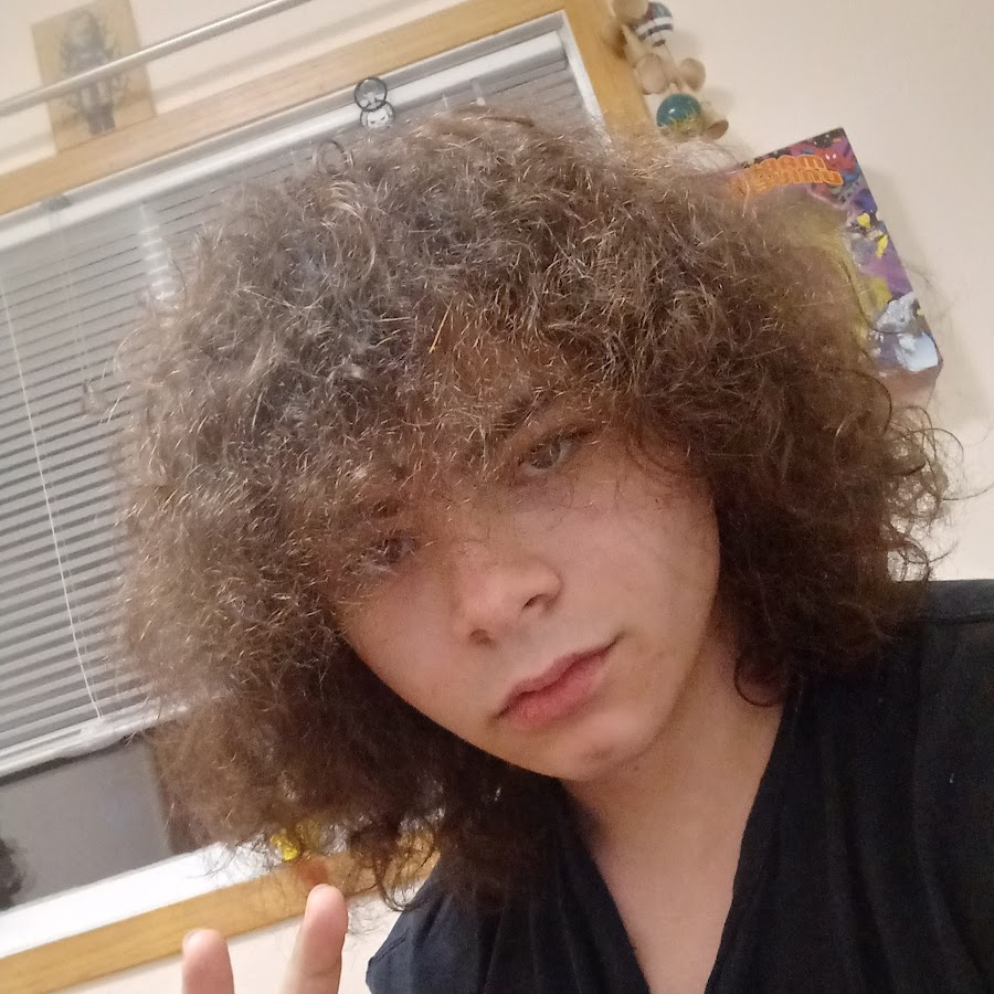 Orochimaru's side piece - YouTube