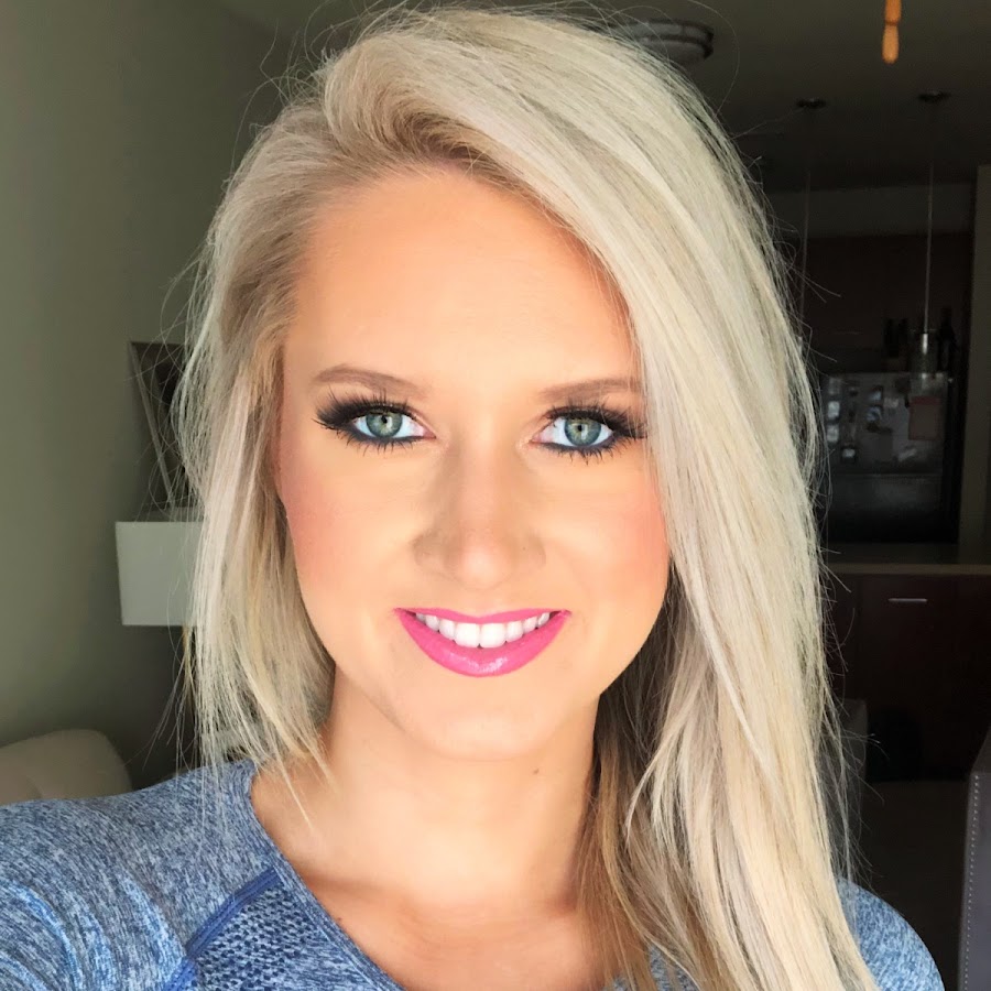 Corporate Blonde 