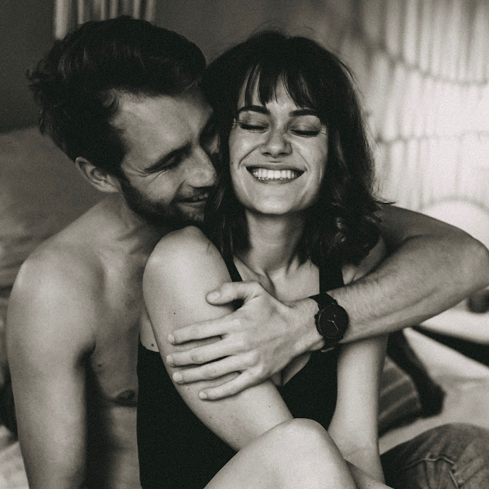 Manda Net Worth & Earnings (2026)