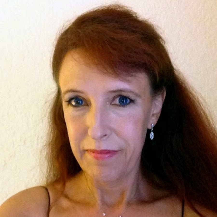 Anne Helmenstine - YouTube
