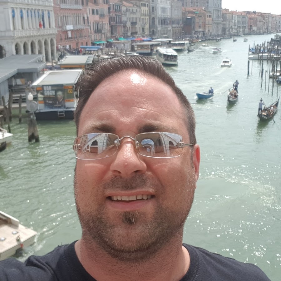 Chris Maximus - YouTube