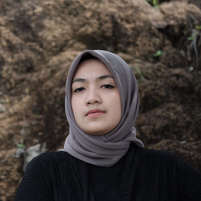 Umimma Khusna Official Net Worth & Earnings (2026)