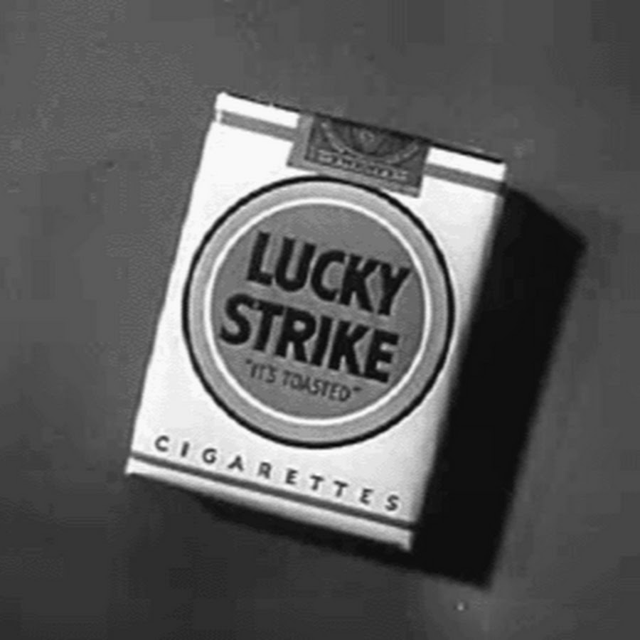 Лаки страйк белые. Lucky Strike сигареты. Гифка с сигаретой. Пачка сигарет gif. Лаки страйк черный.