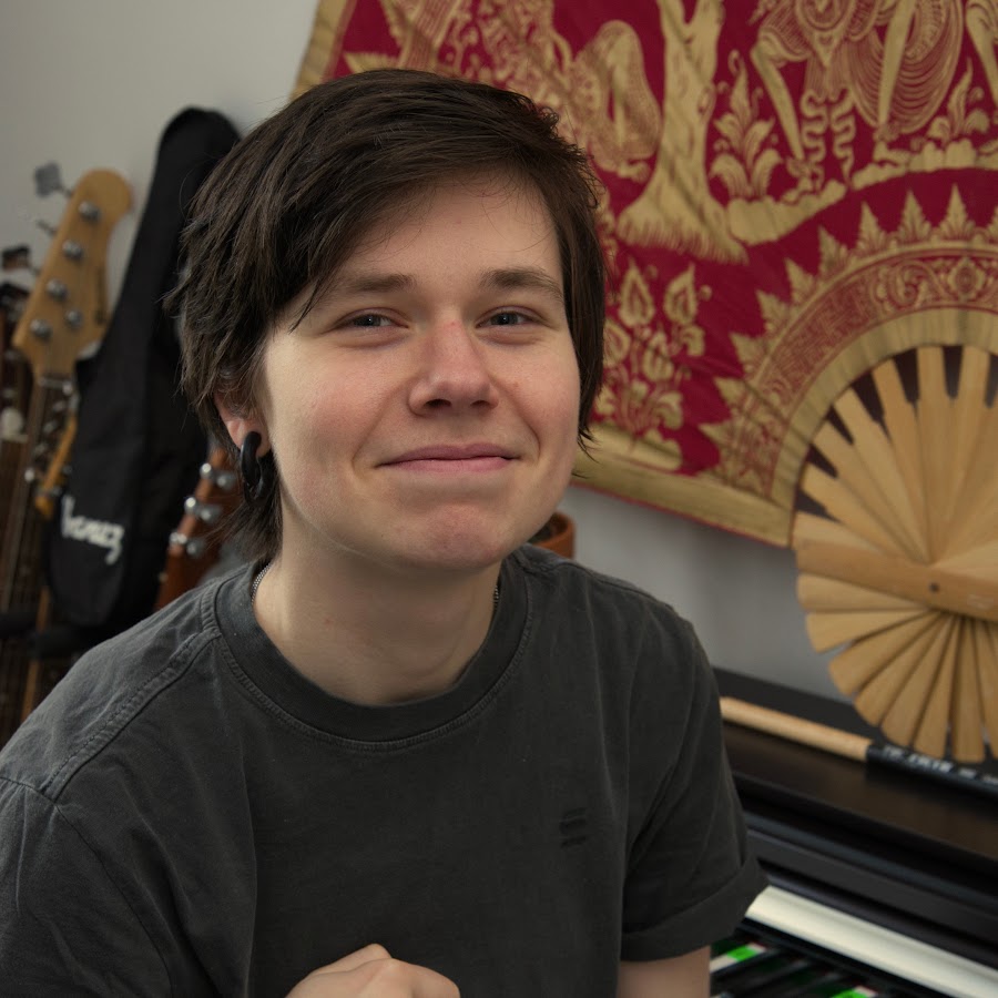 Youtube music 77 bombay street