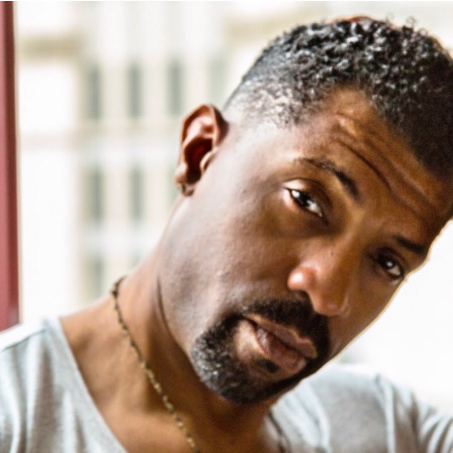 how do you watch local channels on youtube tv