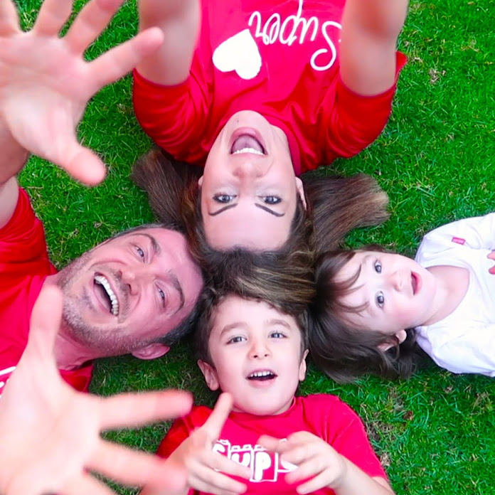 SuperFamily - طوني و كريس Net Worth & Earnings (2026)